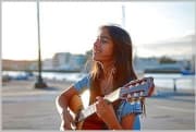 《南泥湾》吉他谱_崔苗_吉他弹唱谱4/4拍