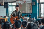 《只爱你一个》吉他谱_龙千玉_吉他弹唱谱4/4拍