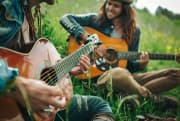 《当孩子降生时》吉他谱_周强_吉他弹唱谱4/4拍