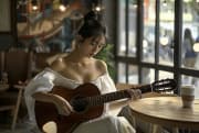 《爱来的时候》吉他谱_童丽_吉他弹唱谱4/4拍